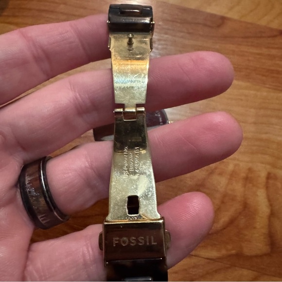 Fossil Womens Watch ES2795 Stella Quartz Gold Tone Faux Tortoise Shell 37mm Read - Picture 7 of 16